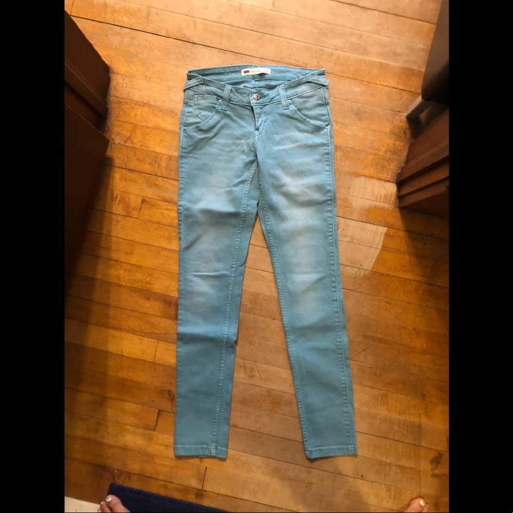 Levi’s Jeans - Picture 3 of 4